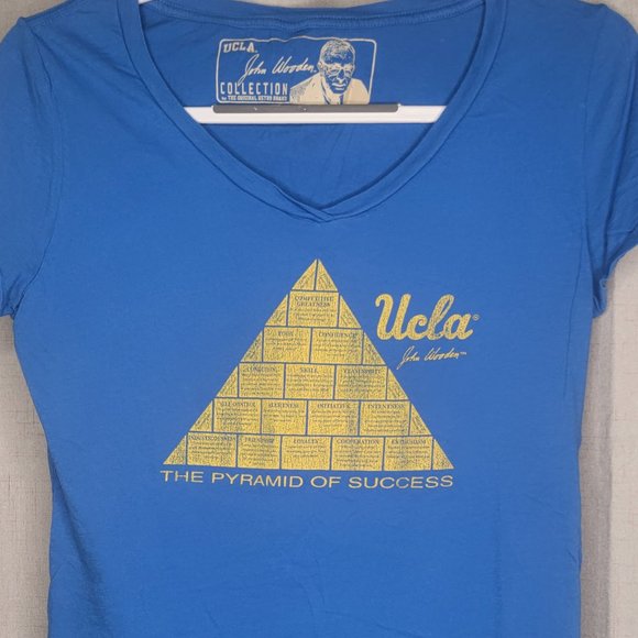 UCLA The Pyramid of Success Womens vneck tee- Medium - Picture 2 of 3